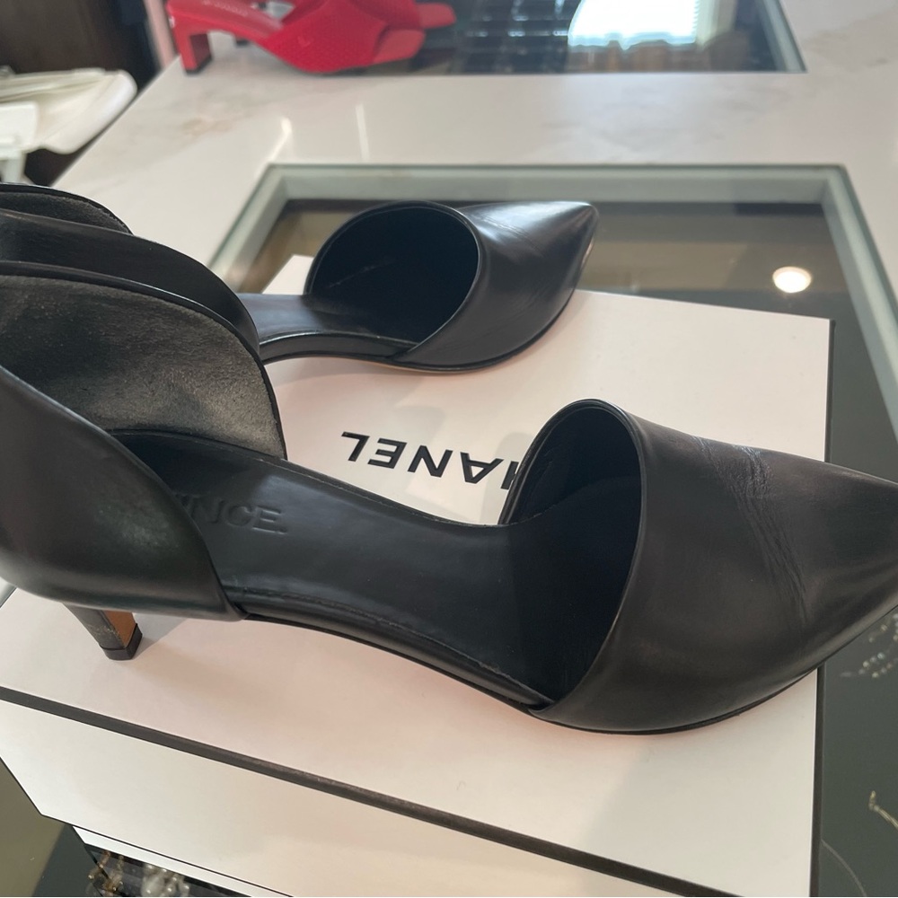 Vince Black Heels with Ankle Strap and High Heel